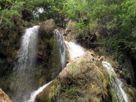 водопад Су-Учхан у Красных пещер