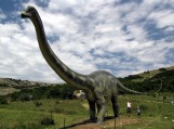 выставка динозавров у Красных пещер в Крыму